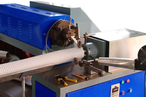 塑料波纹管生产线有哪些设备