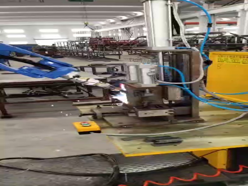 机器人、变位机自动焊接工作站