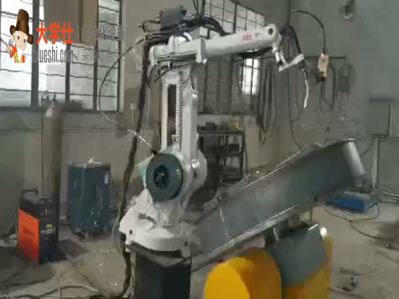 机器人焊接设备