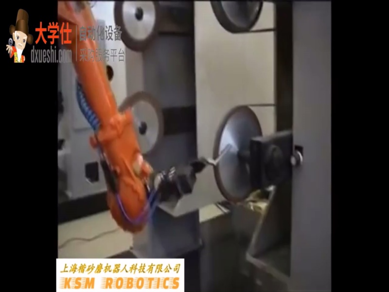铸铝把手打磨工作站（2台机器人）