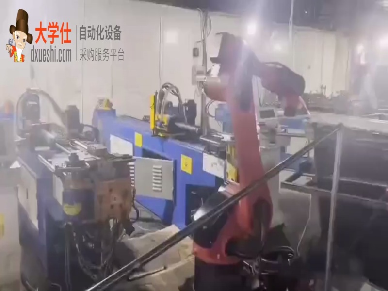 钢管上料机器人