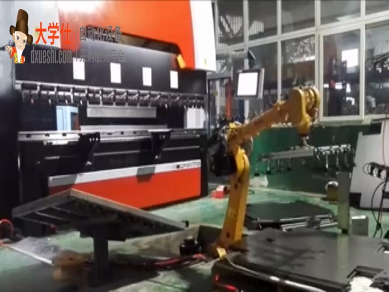 复杂板料折弯机器人工作站